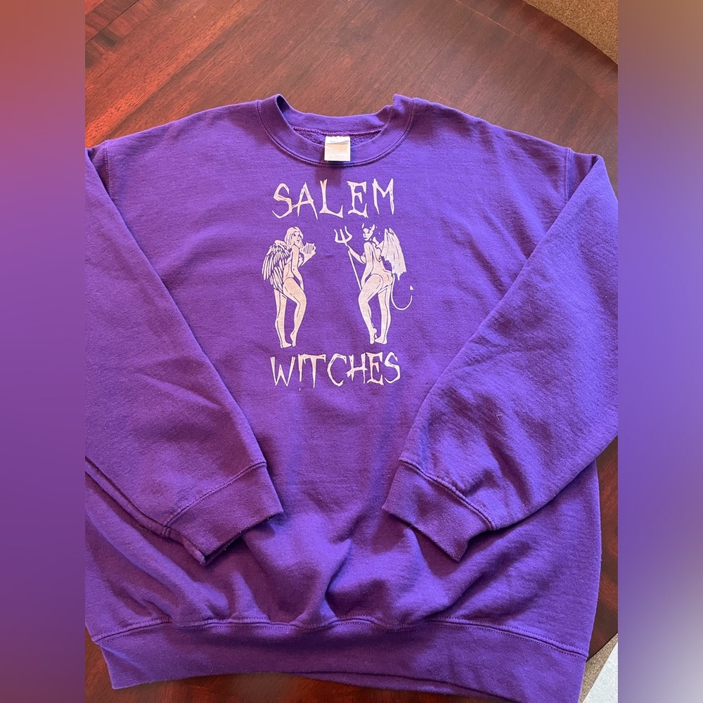 Salem MA witches pullover